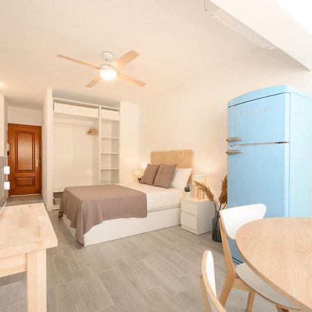 Ramon Y Cajal By 10Tosea Apartment Fuengirola Bagian luar foto