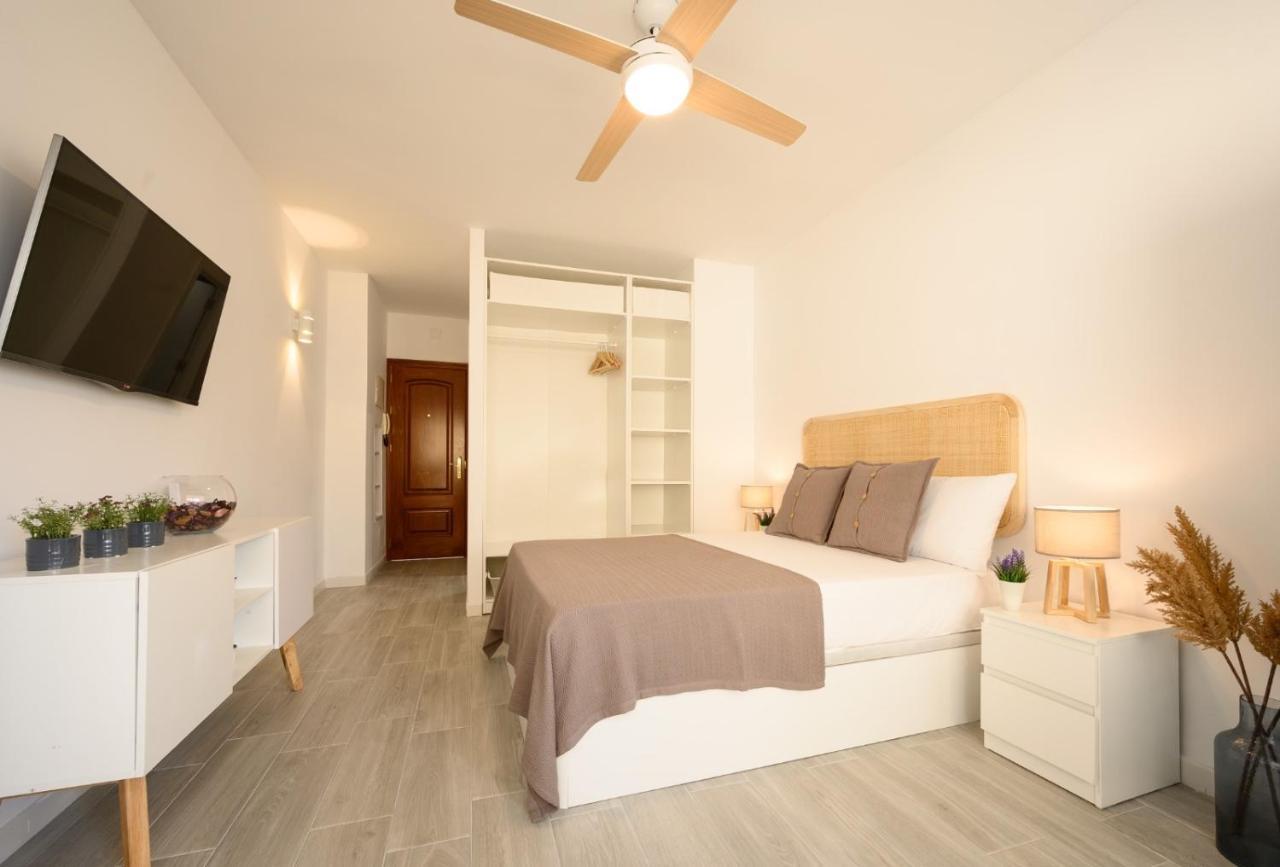 Ramon Y Cajal By 10Tosea Apartment Fuengirola Bagian luar foto