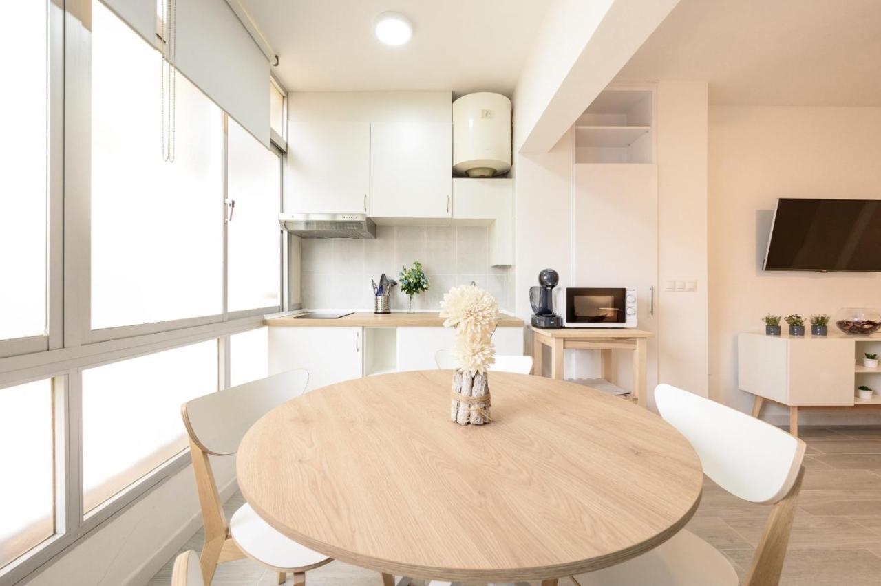 Ramon Y Cajal By 10Tosea Apartment Fuengirola Bagian luar foto